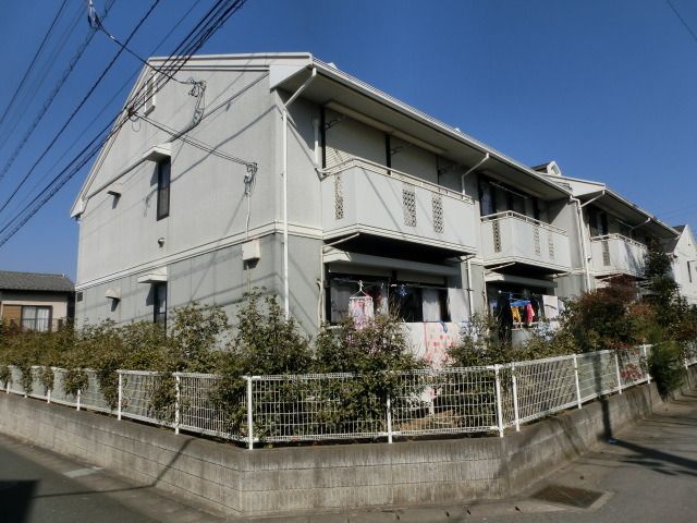 建物外観　日当たり良好です。