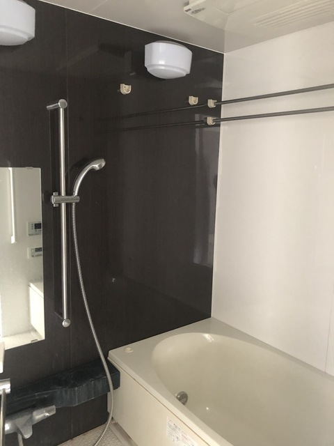 バス・シャワールーム　浴室（２０２０年９月撮影）