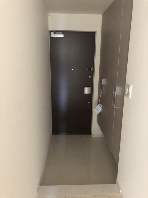 玄関　玄関（２０２０年９月撮影）