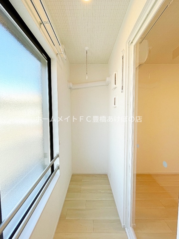 バルコニー　同型完成モデル