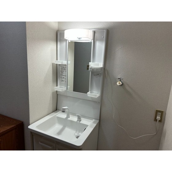 洗面設備　独立洗面台ございます。