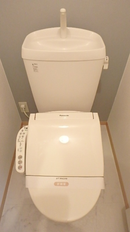 トイレ　図面と現状に相違がある場合には現状を優先