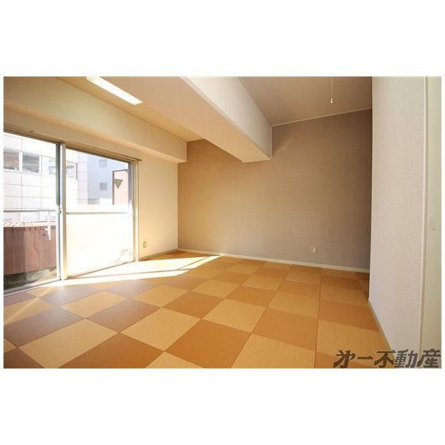 建物外観　洋室