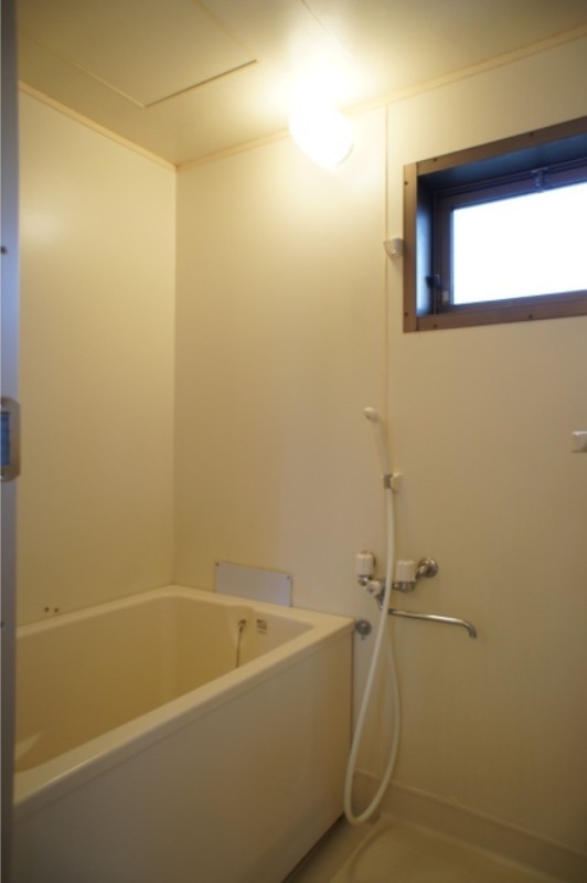 バス・シャワールーム　図面と現状に相違がある場合には現状を優先