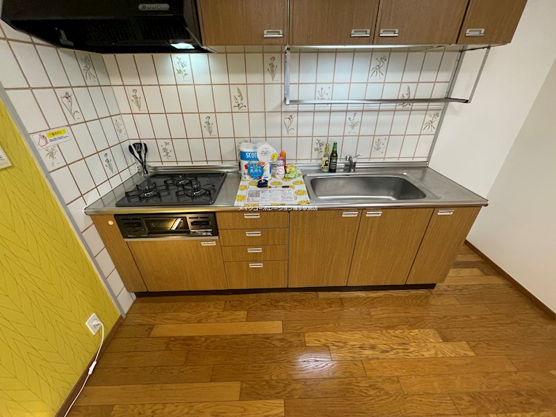 キッチン　※別部屋写真使用現状優先