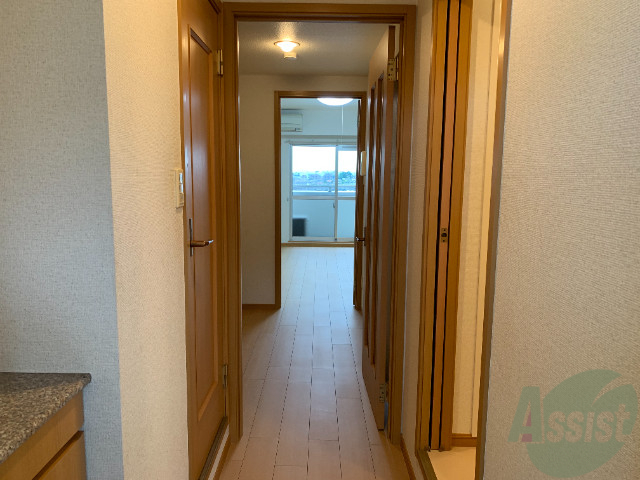 玄関　玄関廻りも広く、使いやすそうで良いですね～