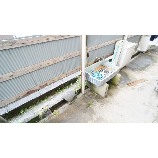 その他部屋・スペース　洗濯機置き場（同仕様タイプ）