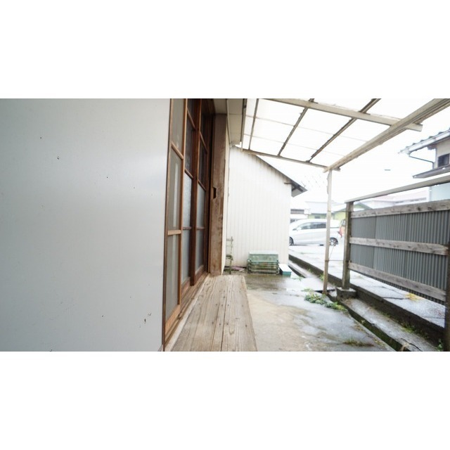 バルコニー　バルコニー（同仕様タイプ）