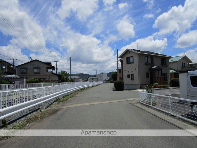 その他　前面道路（その他）まで0m