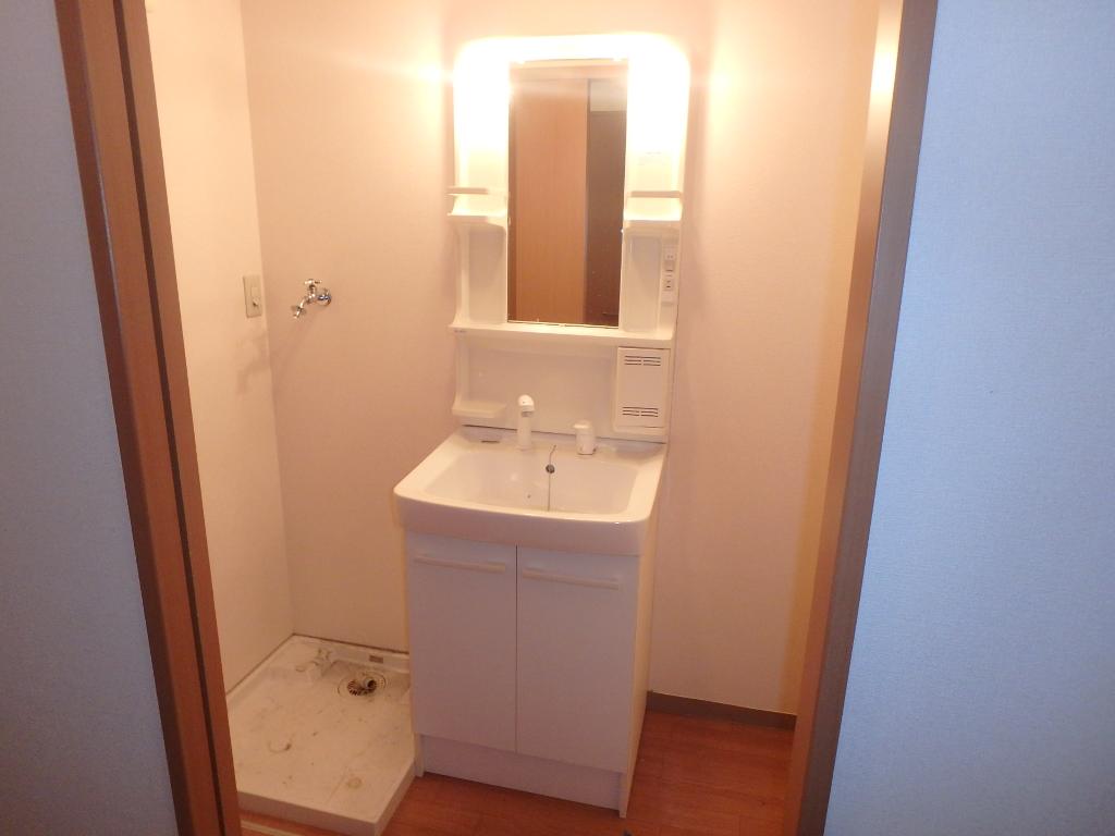 洗面設備　洗髪洗面化粧台