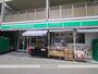 コンビニ　ローソンストア１００（コンビニ）まで708m