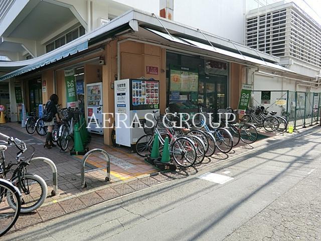 スーパー　西友上石神井店（スーパー）まで216m