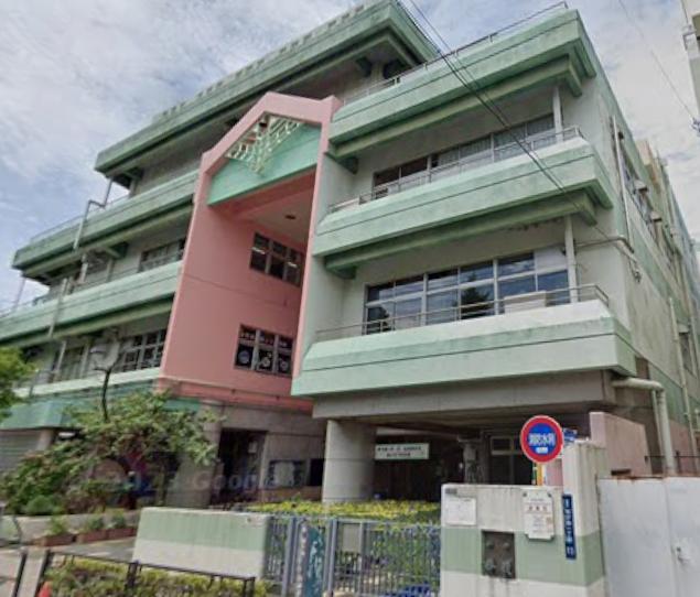 小学校　台東区立松葉小学校（小学校）まで30m