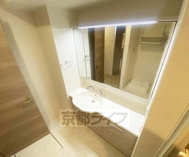 洗面設備　独立洗面台