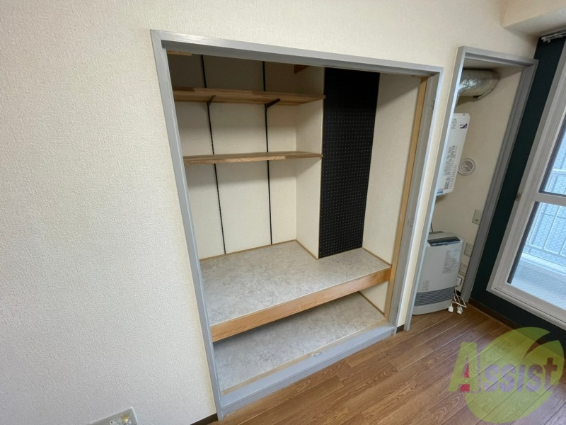 収納　収納はこちらです。小物や日用品も収納できますね。