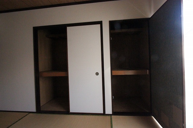 収納　同物件別部屋