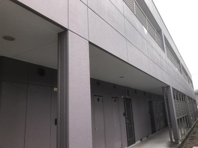 エントランス　外観写真（昼）