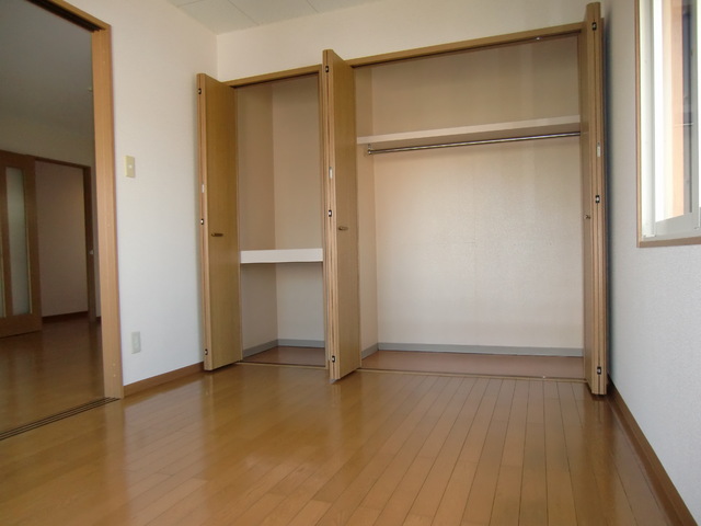 収納　洋室収納