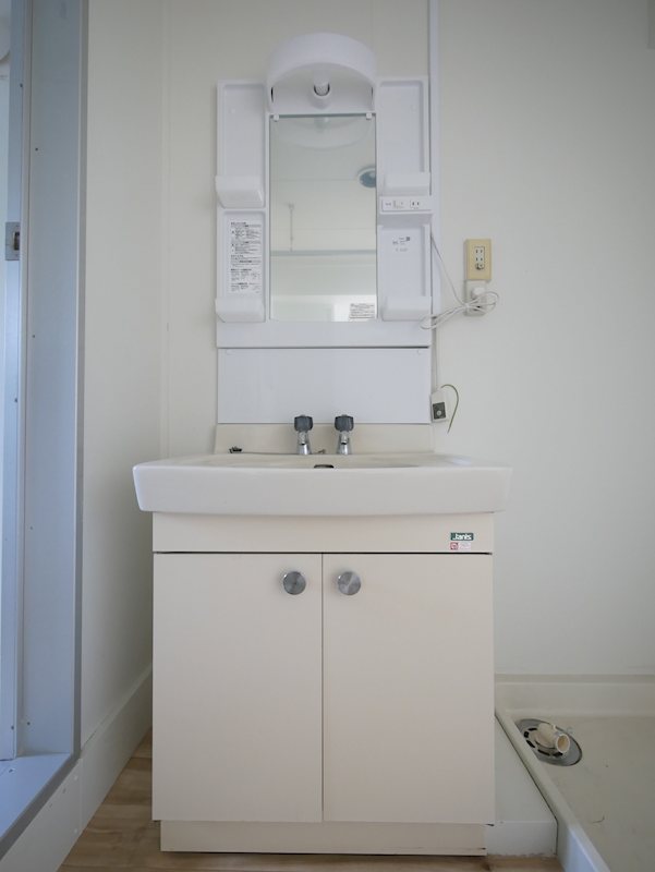 洗面設備　洗面化粧台