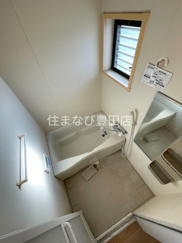 バス・シャワールーム　別部屋写真