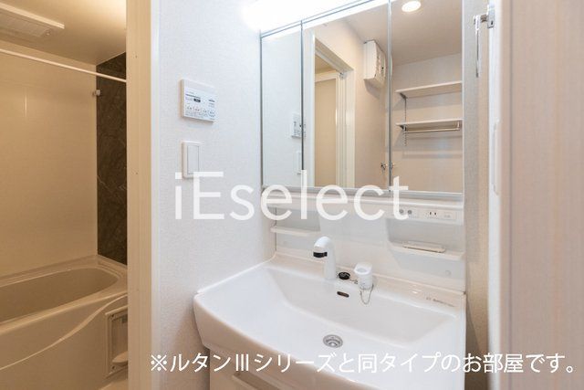 洗面設備　同タイプのイメージ写真です