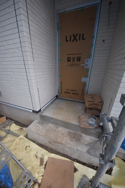 エントランス　～完成が楽しみ～