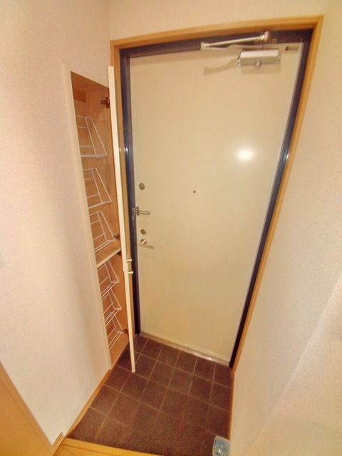 玄関　シューズボックス付
