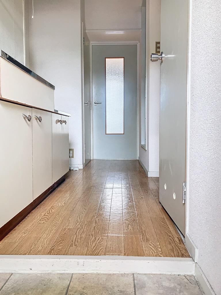 玄関　※他室参照