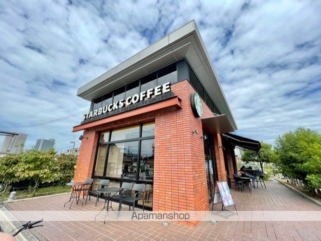 飲食店　スターバックスコーヒー草津国道１号店（飲食店）まで1456m