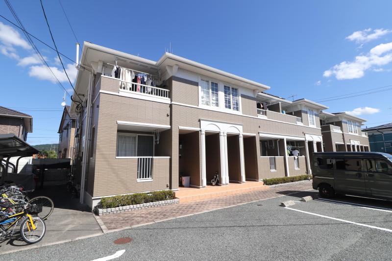 建物外観　カメリアＣ　建物外観