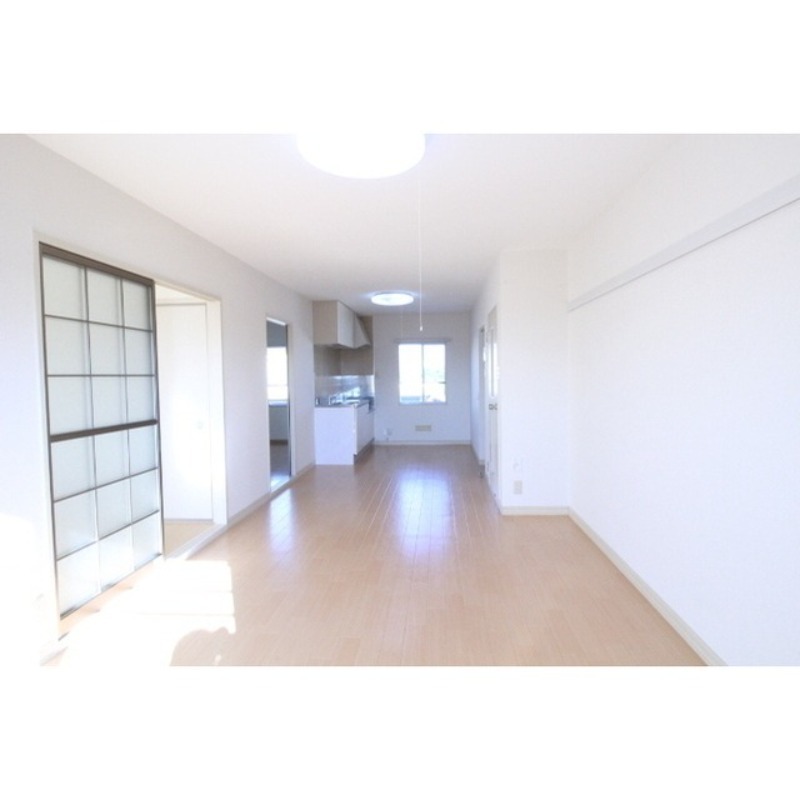 居室・リビング　図面と現状に相違がある場合には現状を優先