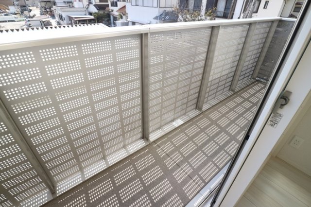 バルコニー　※同施工メーカーの内装写真です