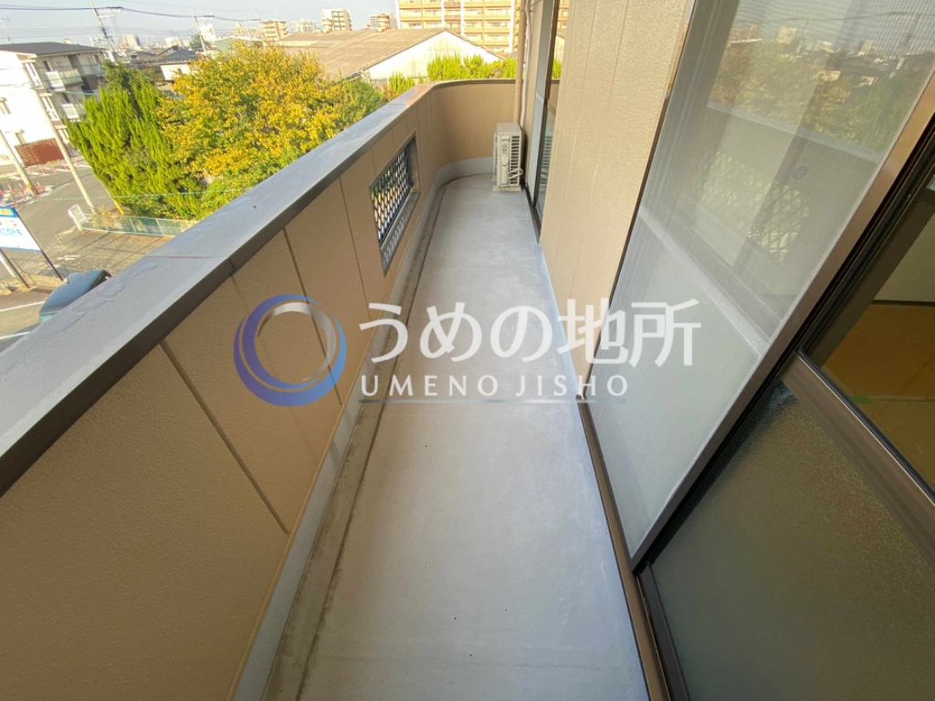 バルコニー　ベランダ