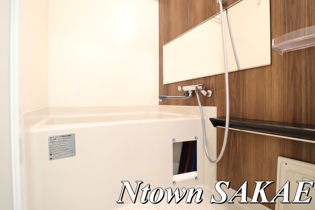 バス・シャワールーム　落ち着いた空間のお風呂です