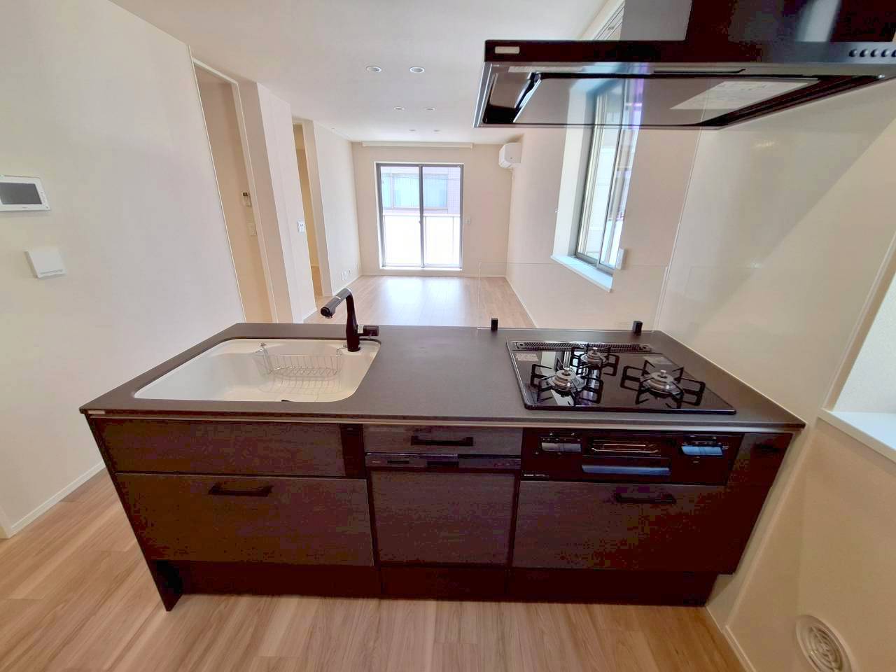 キッチン　★グリル付きガス３口システムキッチン★