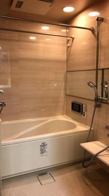 バス・シャワールーム　浴室（ＴＶ付）