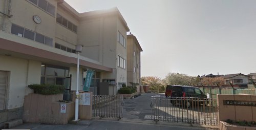 中学校　坂本中学校（中学校）まで298m