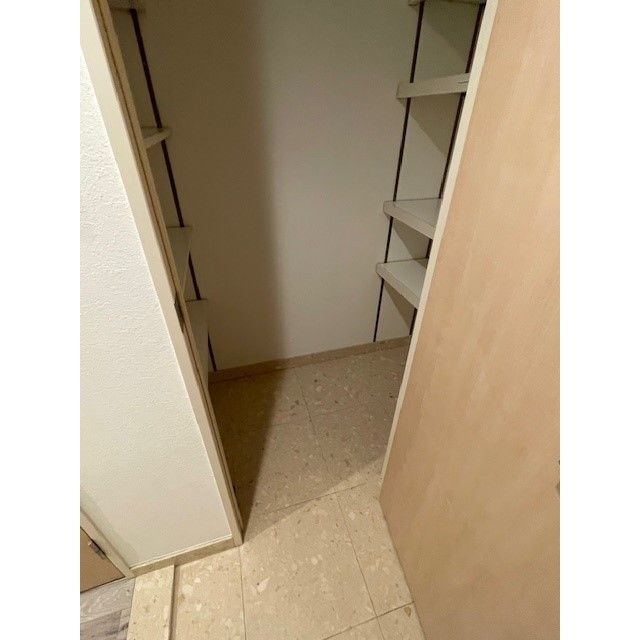 その他　シューズウォークイン※同タイプ別部屋の写真です