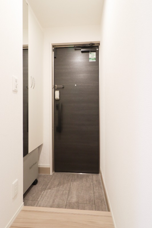 玄関　図面と現状に相違がある場合には現状を優先