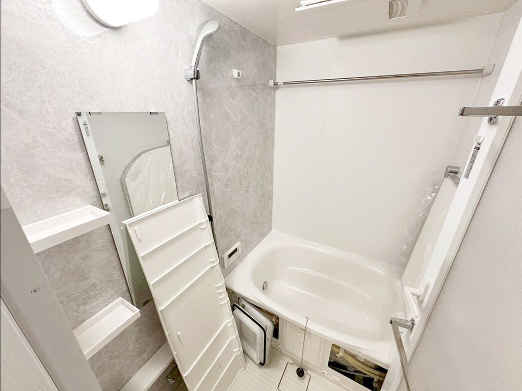 バス・シャワールーム　バス