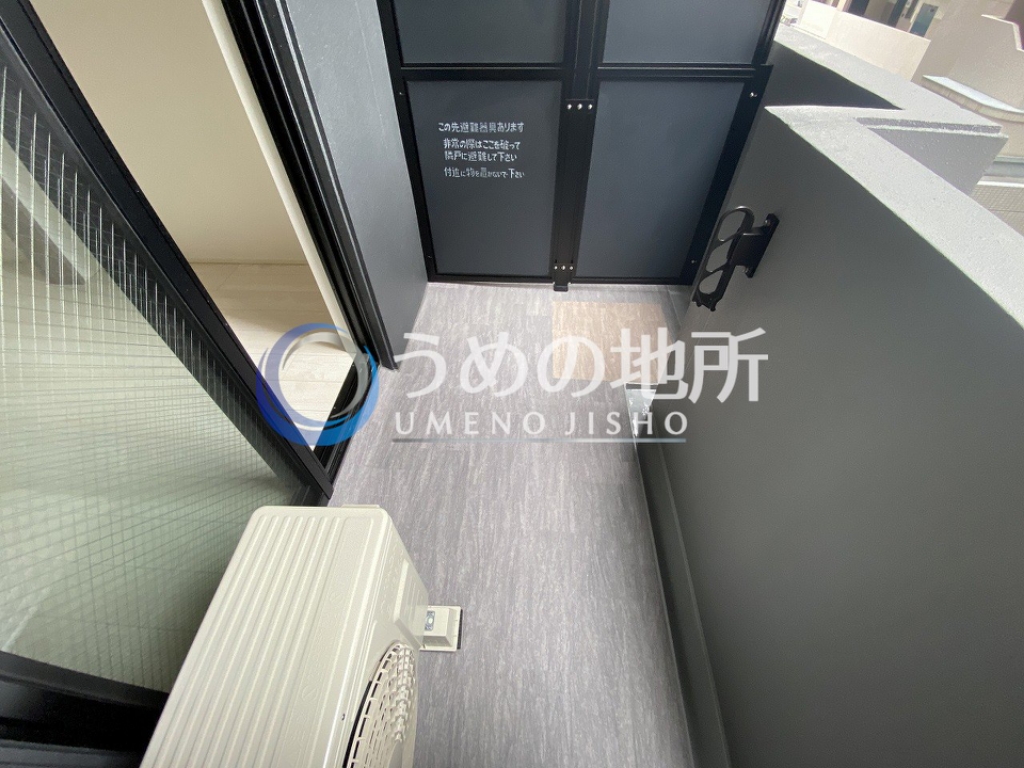 バルコニー　バルコニー