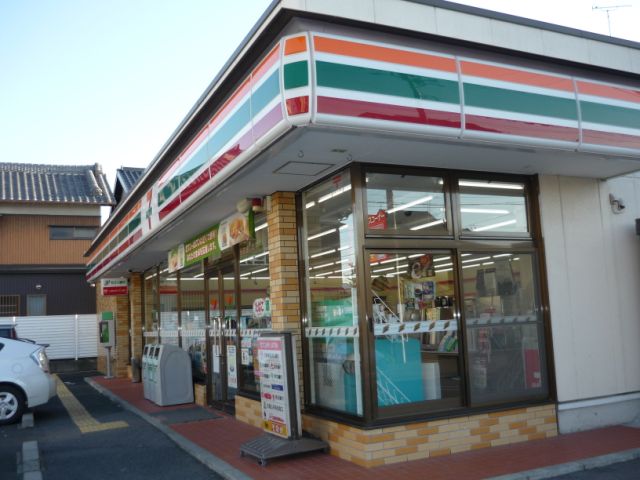 その他　セブンイレブン（その他）まで590m