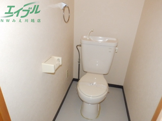 トイレ　別部屋参考写真です。