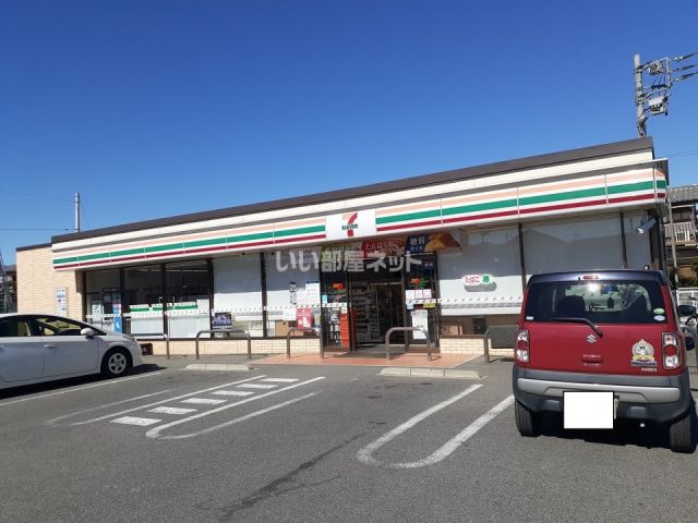 コンビニ　セブンイレブン甲府万才橋店（コンビニ）まで708m