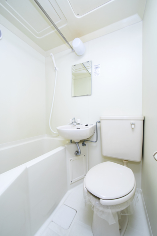 バス・シャワールーム　お掃除の楽な3点ユニットバス！