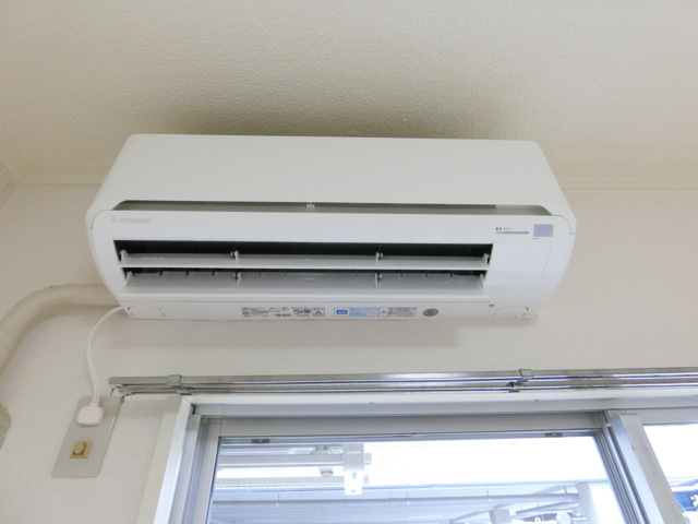 その他設備　洋室にエアコンついてます！