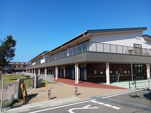 幼稚園・保育園　市立中野むくのき幼児園（幼稚園・保育園）まで360m