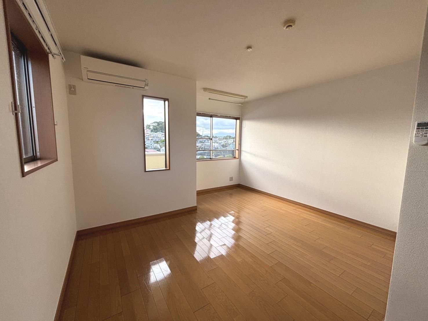 その他部屋・スペース　角部屋２面採光のお部屋です