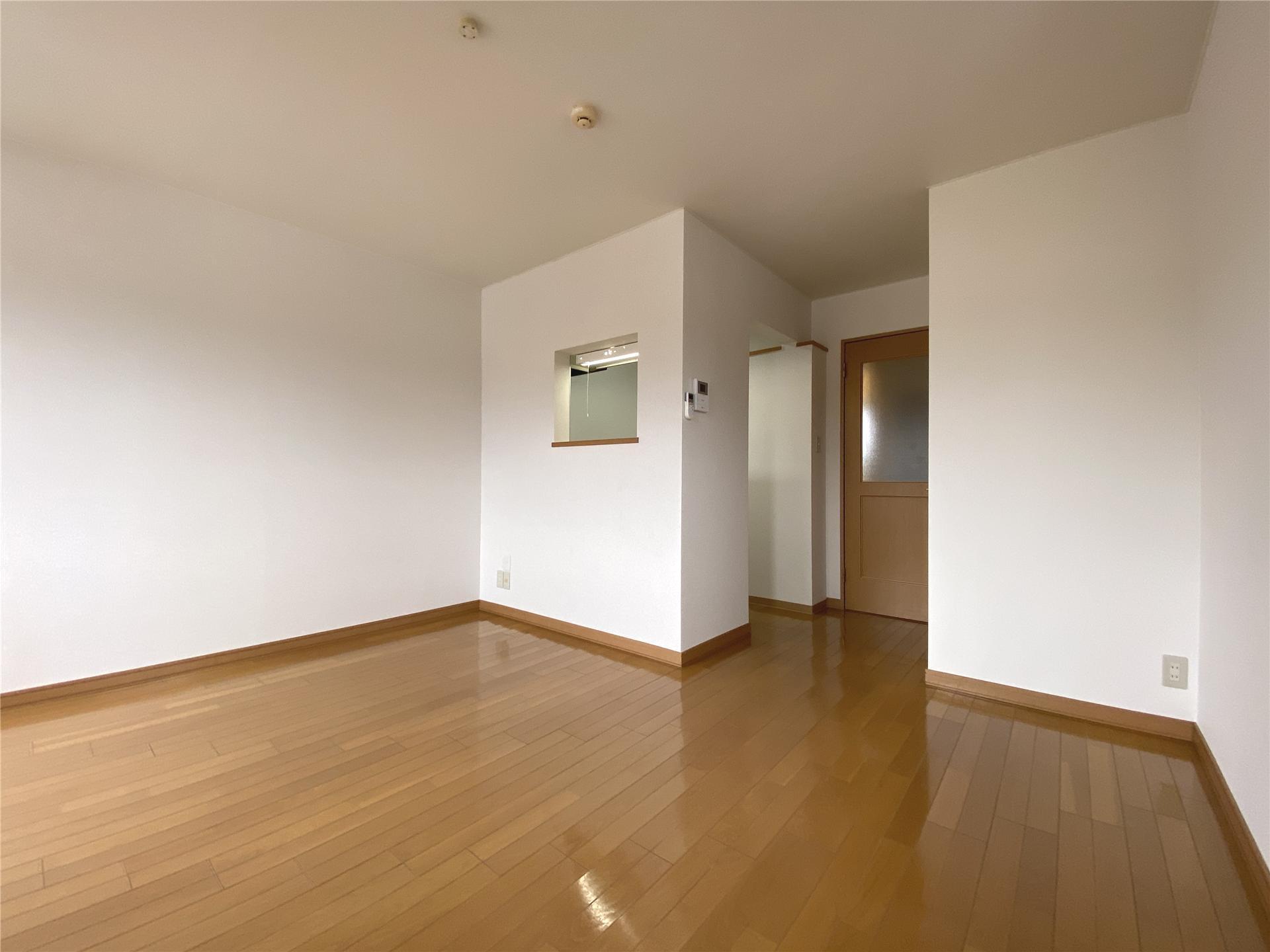 居室・リビング　11.5帖の洋室です