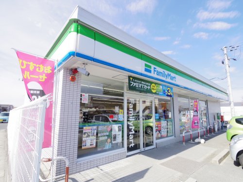 コンビニ　ファミリーマート 天理柳本店（コンビニ）まで729m